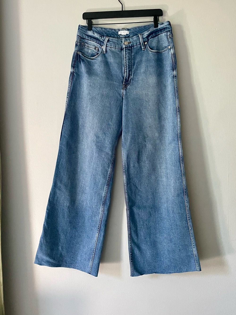 Good American Wide-Leg Jeans